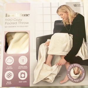Brookestone n-a-p Cozy Footed Throw Sz 50”x 70”